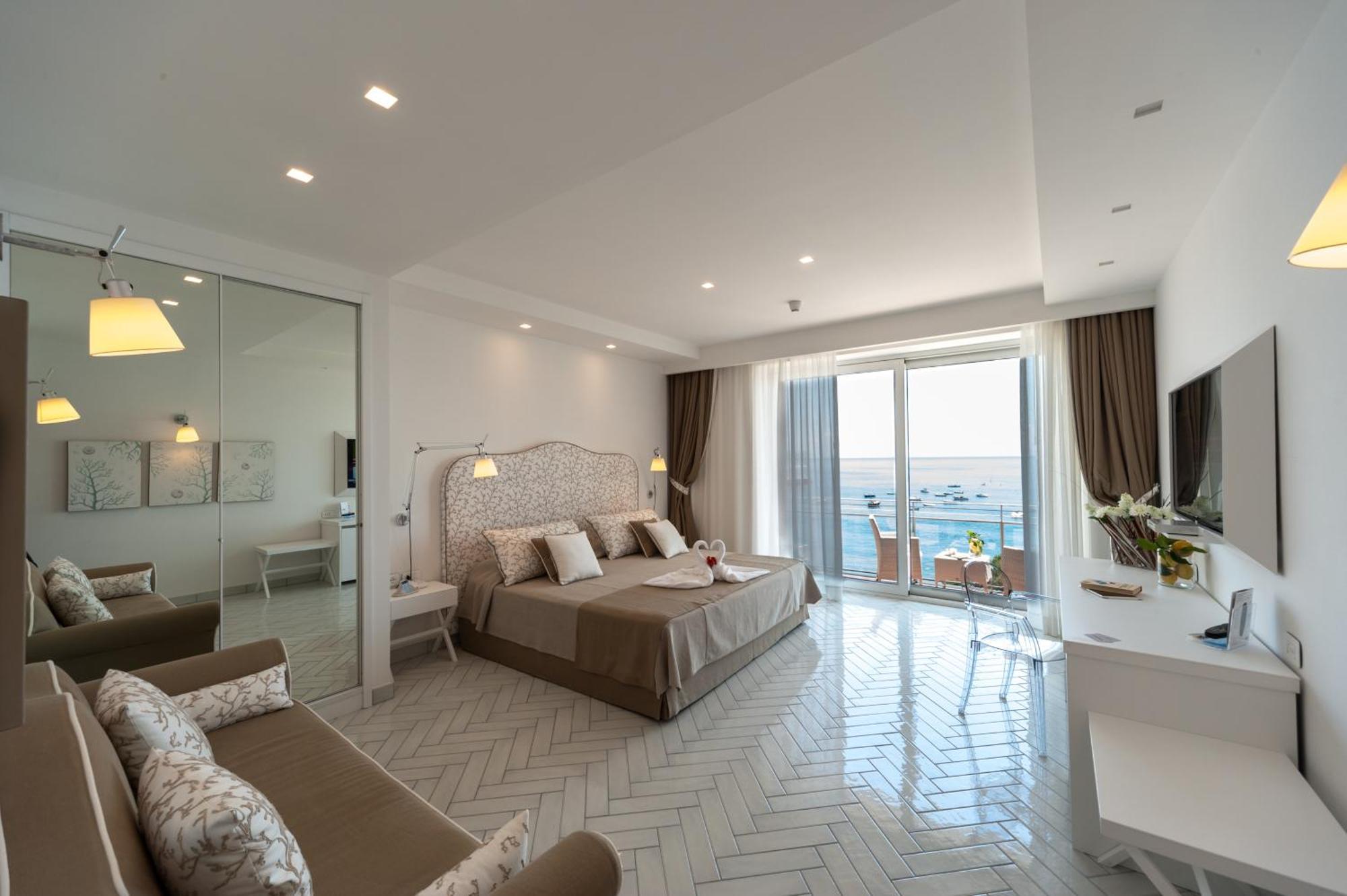 Hotel Panorama Maiori Bagian luar foto