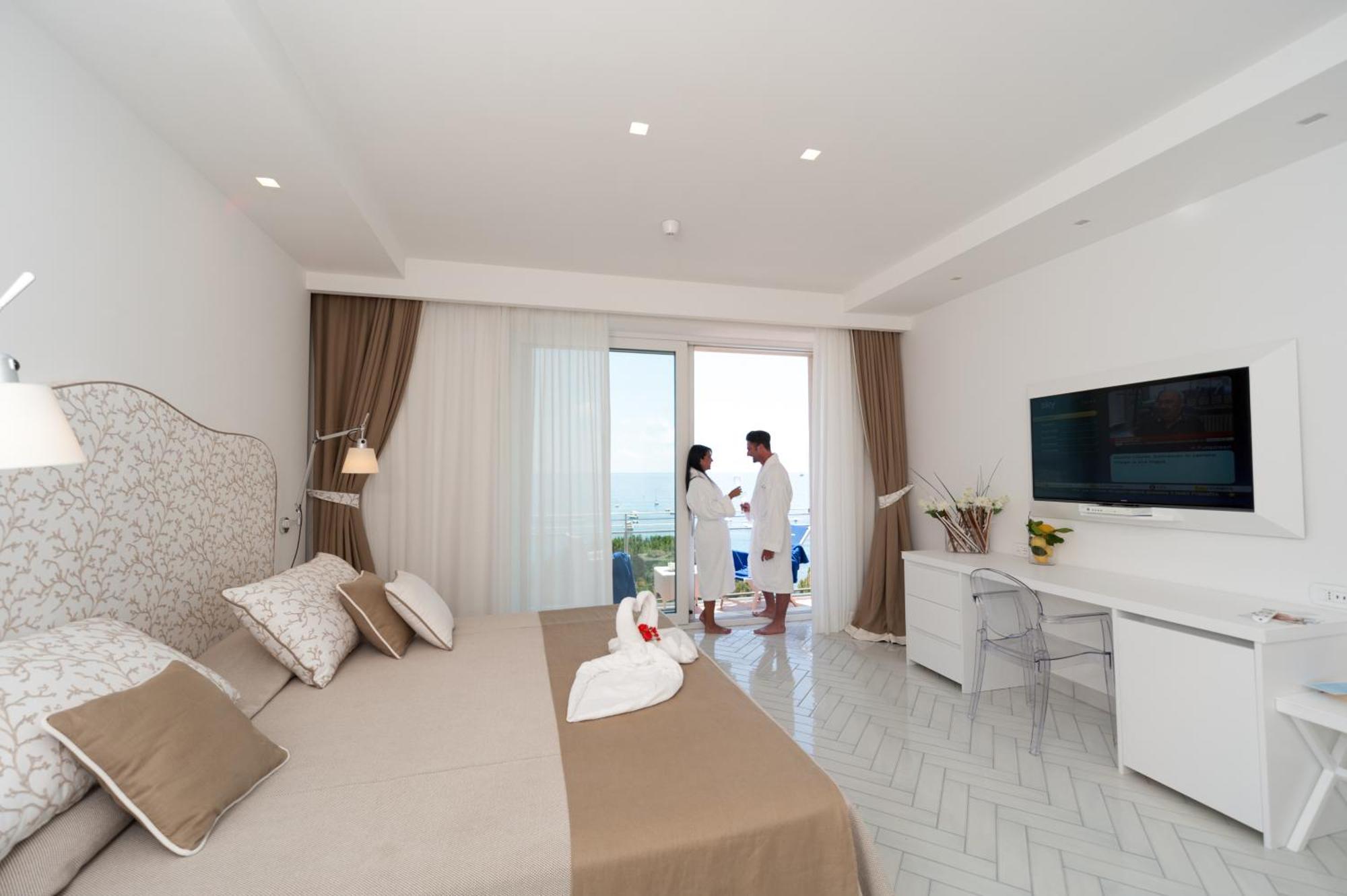 Hotel Panorama Maiori Bagian luar foto